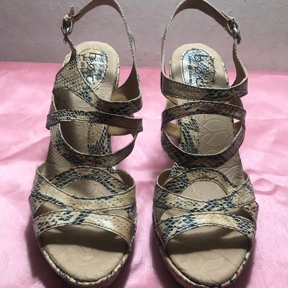 BOC Wedge Sandals. - Picture 8 of 8